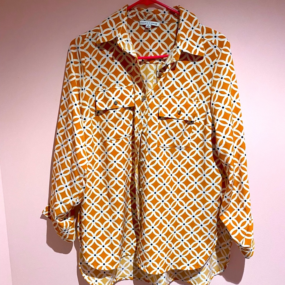 Notations daisy shirt